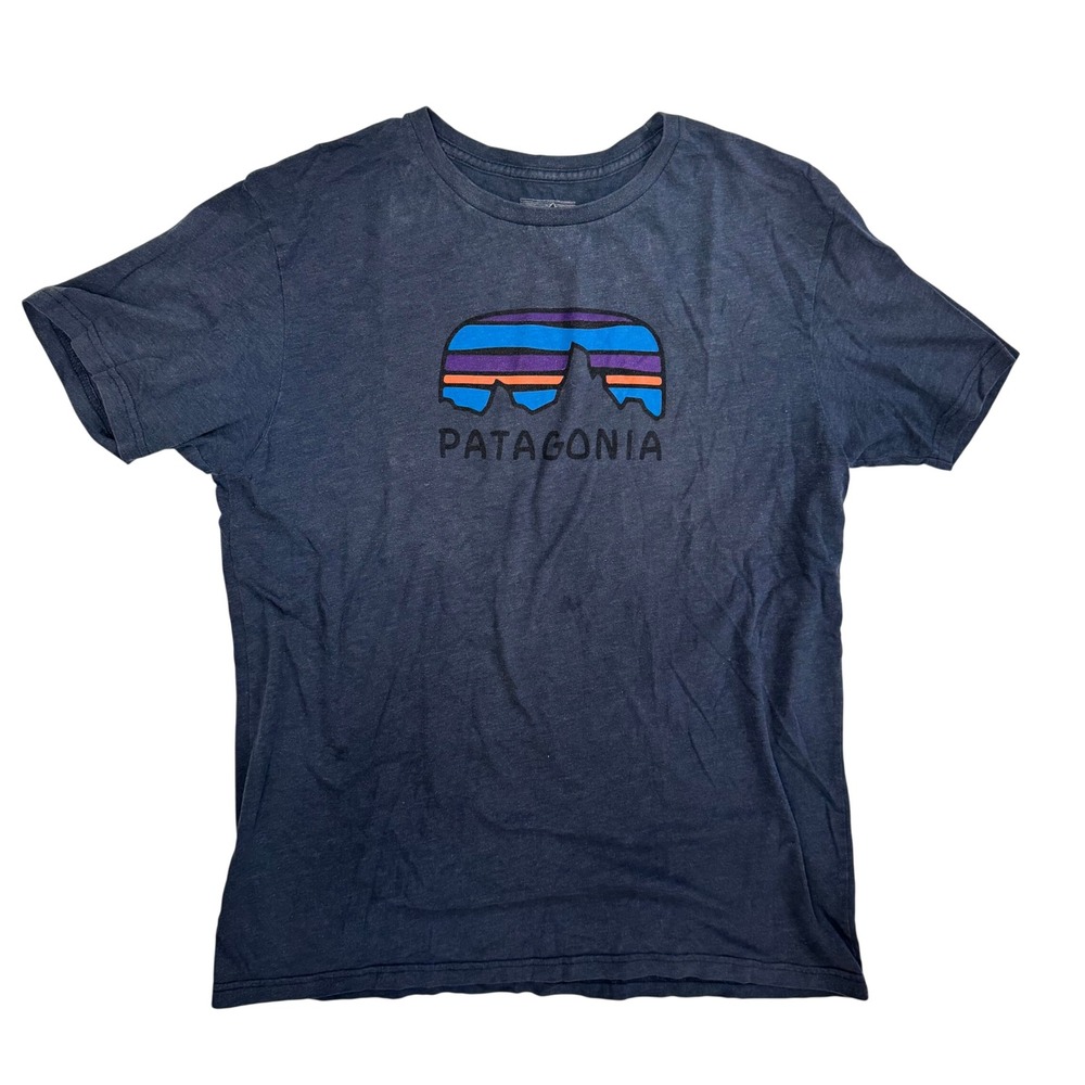 Patagonia Mens Slim Fit Graphic T-Shirt Navy Blue Fitz Roy Logo Large